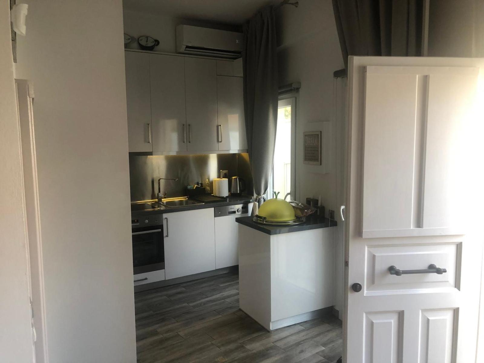 Anemomilos Jacuzzi Suite Corfu  Eksteriør billede