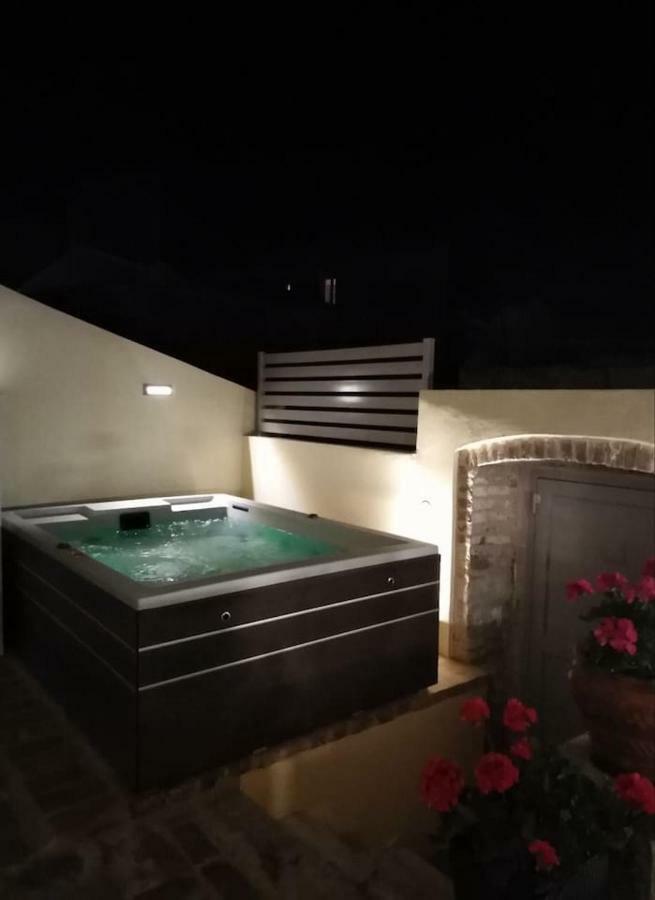 Anemomilos Jacuzzi Suite Corfu  Eksteriør billede