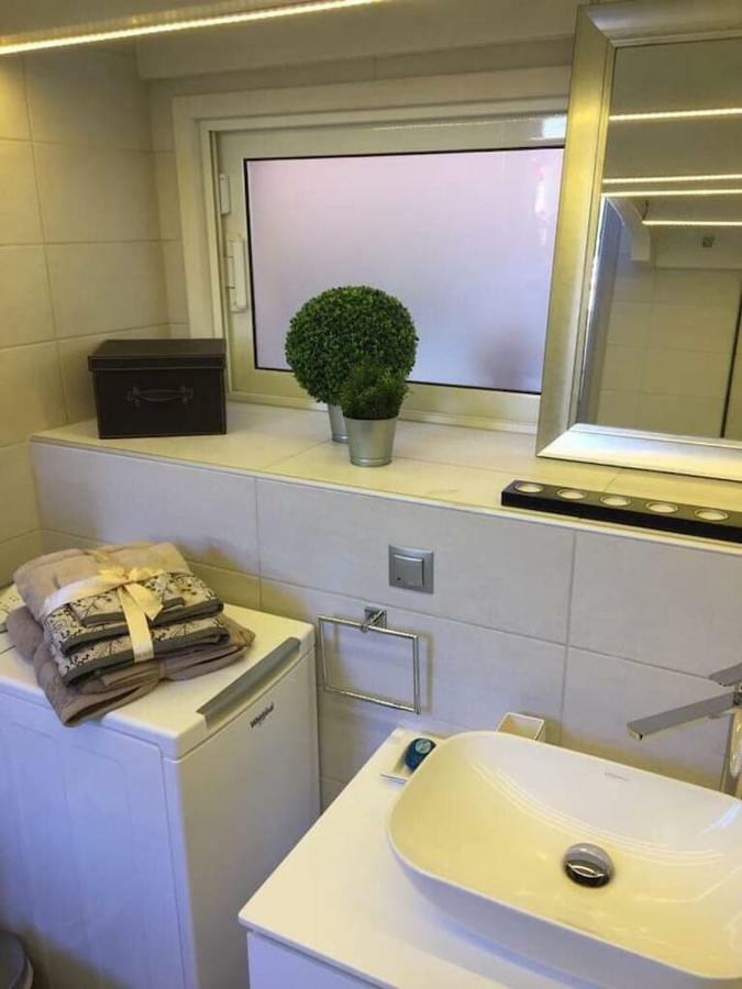 Anemomilos Jacuzzi Suite Corfu  Eksteriør billede
