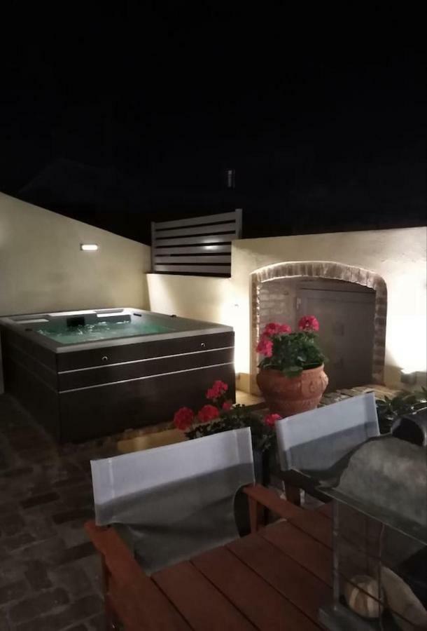 Anemomilos Jacuzzi Suite Corfu  Eksteriør billede